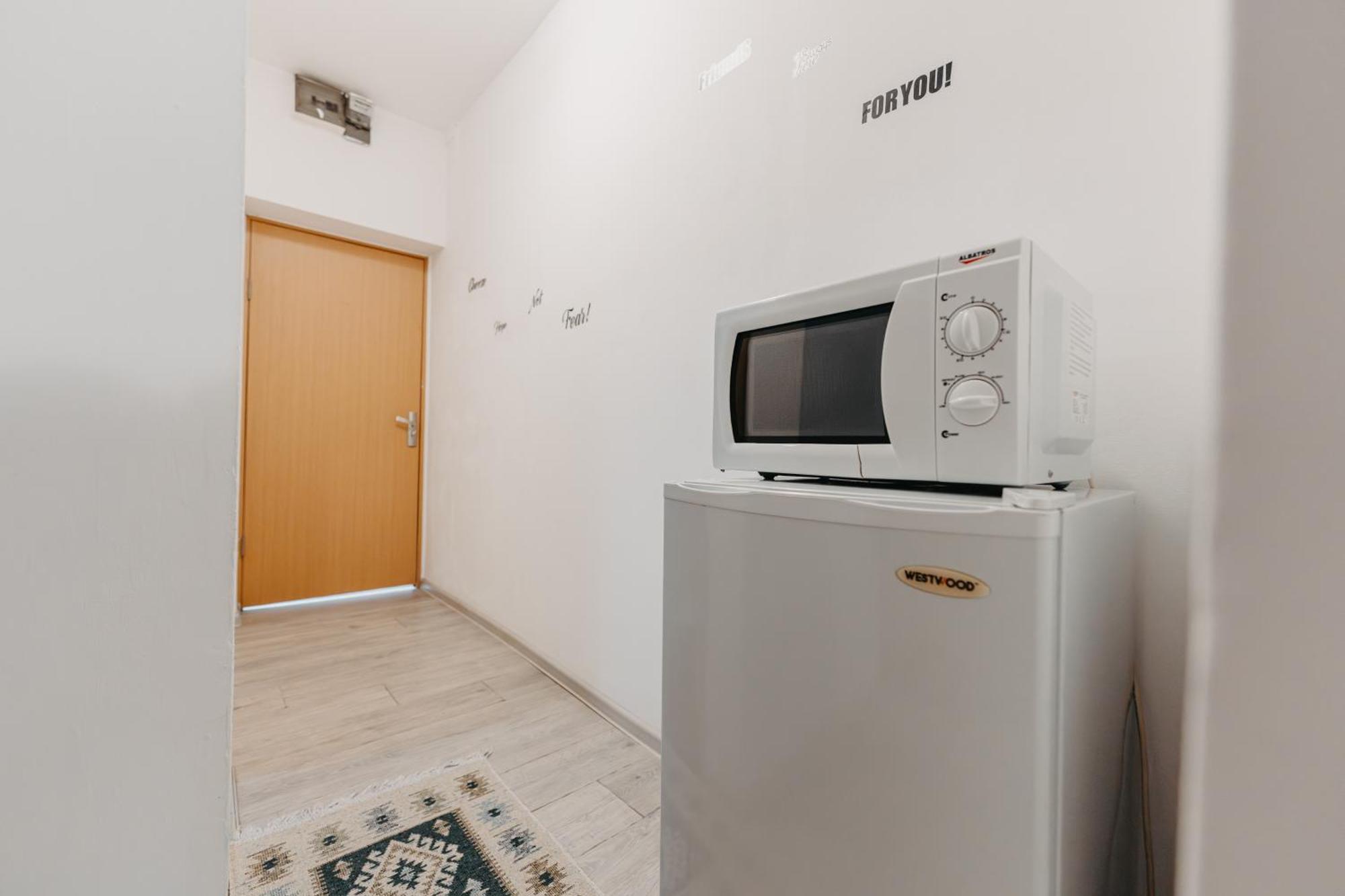 Studio Piata Amzei Nr.1 Bucureşti Ngoại thất bức ảnh